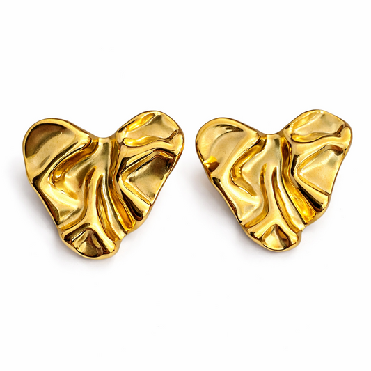 SCULPTED GOLD HEART STATEMENT STUDS