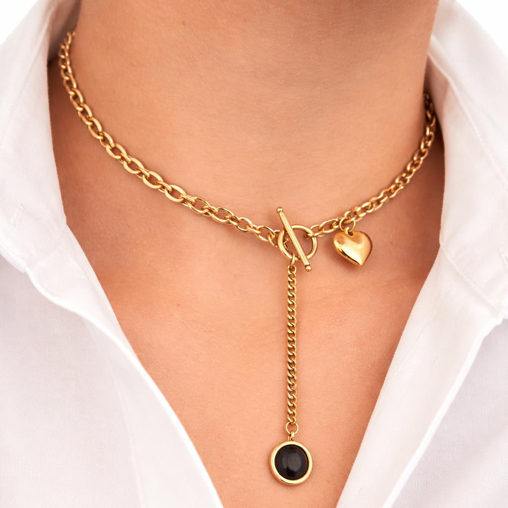 AMARA TOGGLE HEART & ONYX DROP