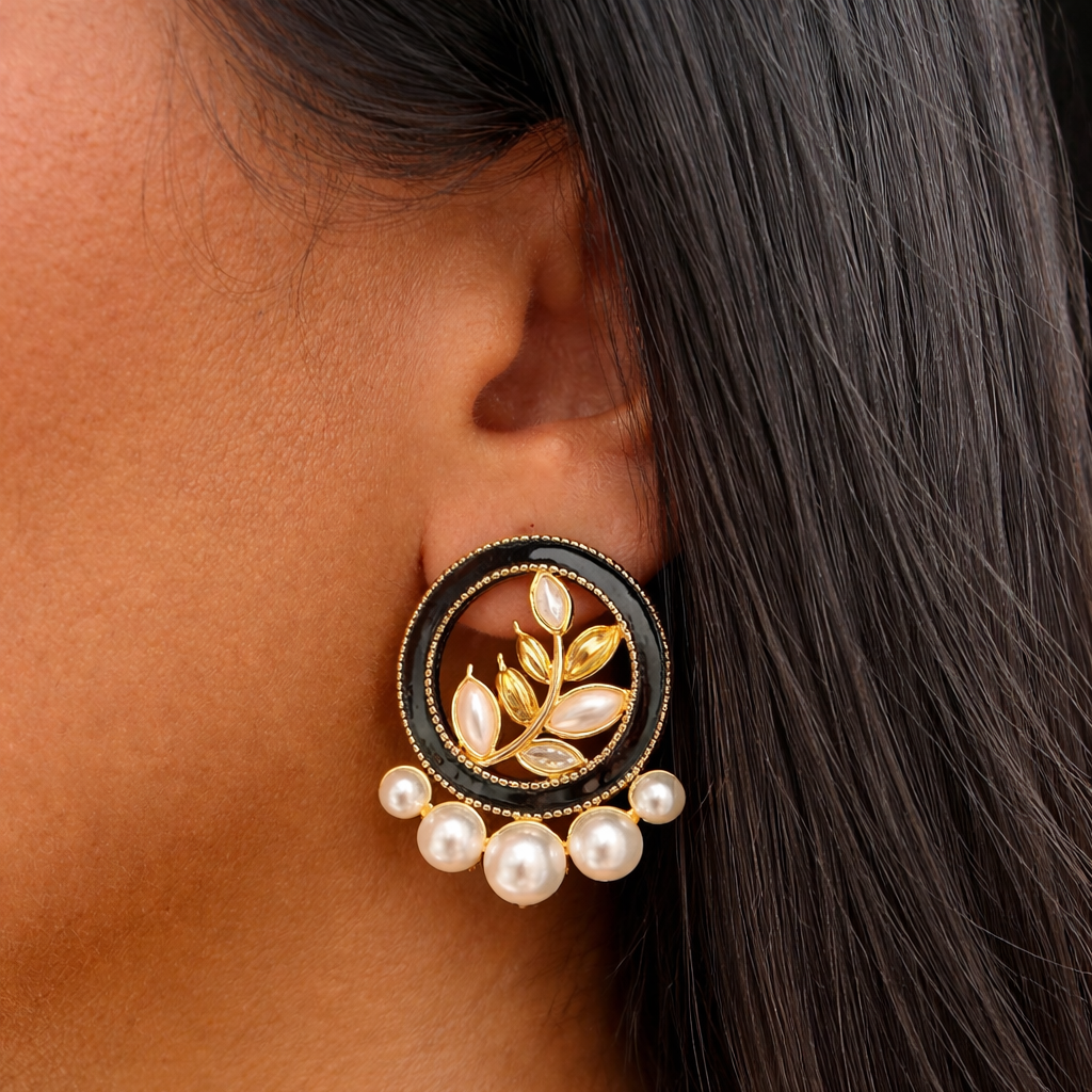 MIDNIGHT PEARL GARDEN EARRINGS