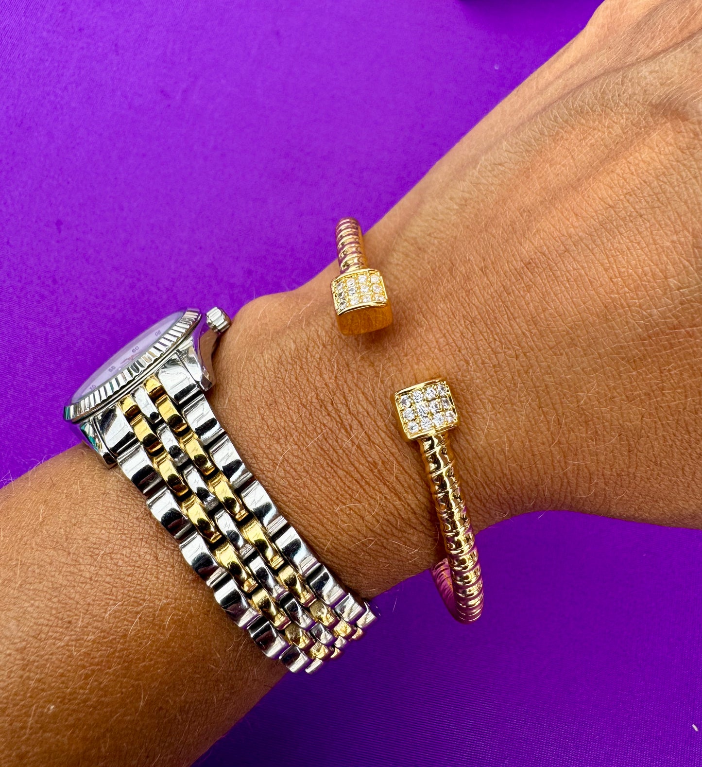 JENNY GOLD CRYSTAL OPEN CUFF BRACELET