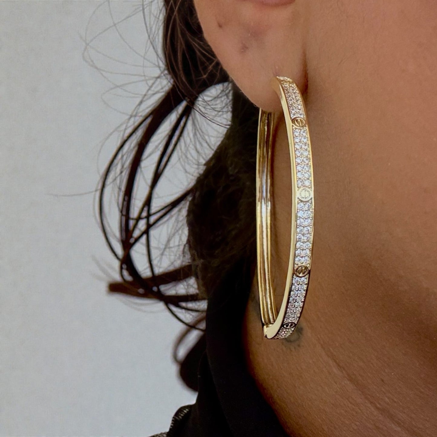 MONACO GLOW HOOPS